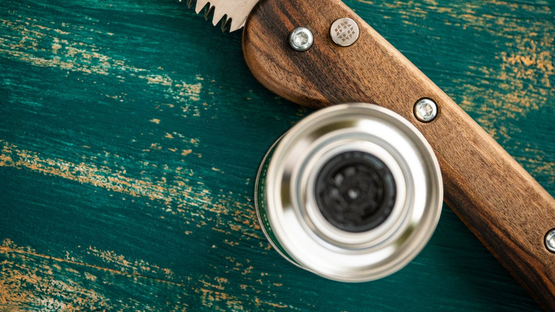 Saw and oil